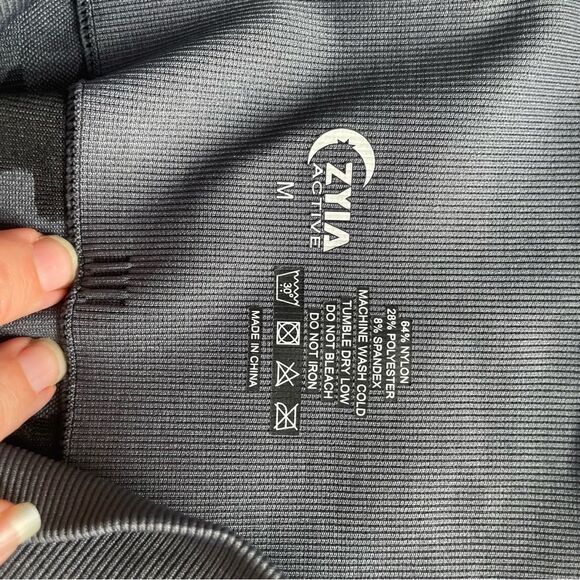 Zyia Seamless Camo High Waist 7/8 Performance Leggings - Picture 8 of 8